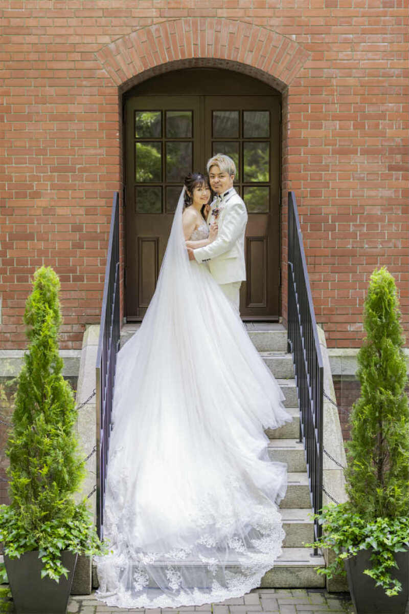 大きく流れるベールの一枚♡