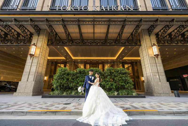 東京會舘前で堂々の一枚を