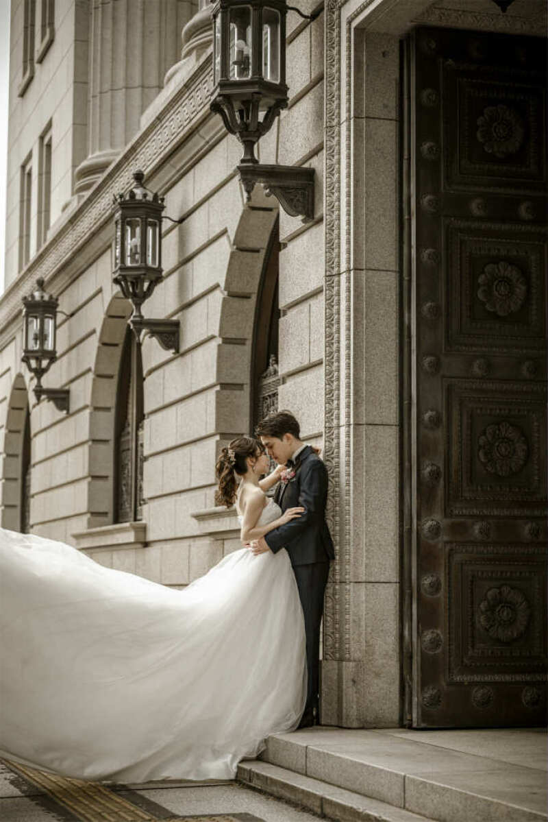 明治安田生命ビルでおでここつんショット♪