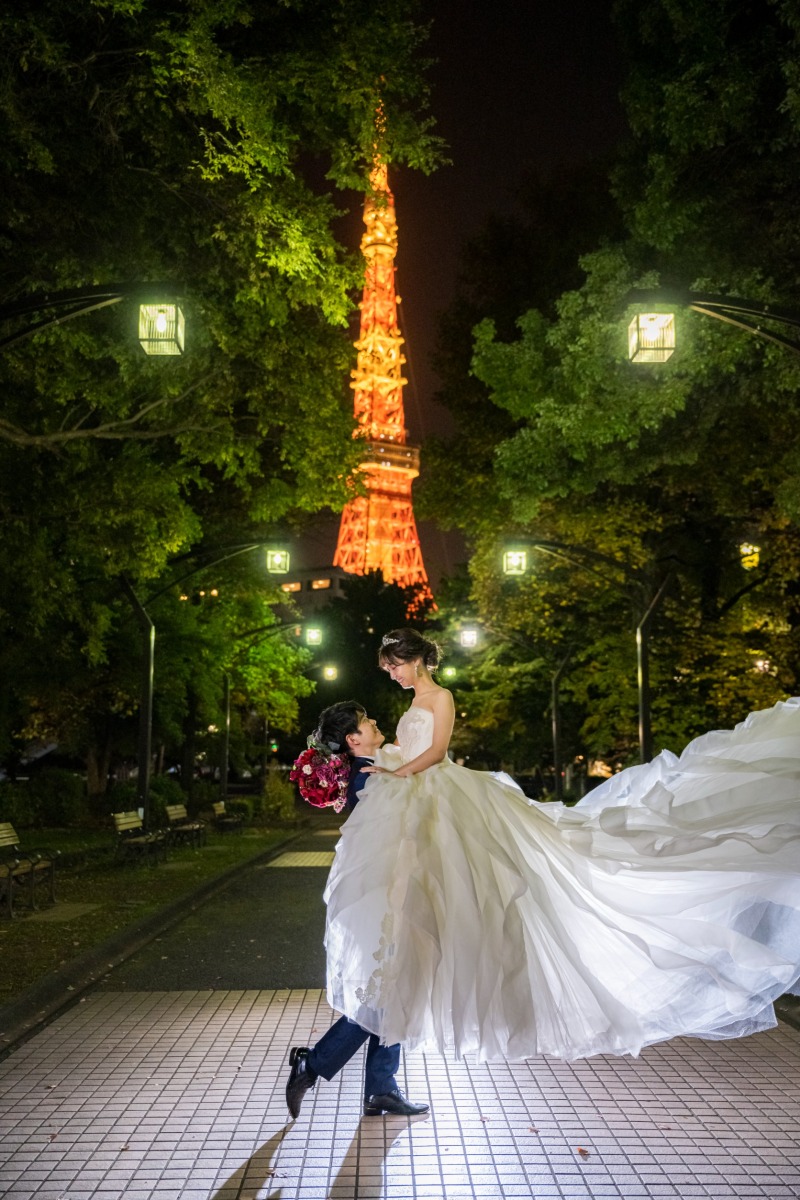 東京タワー前で抱っこショット！