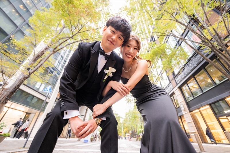 【DayNightプラン】ブラックドレスと黒タキシードで彩る丸の内撮影