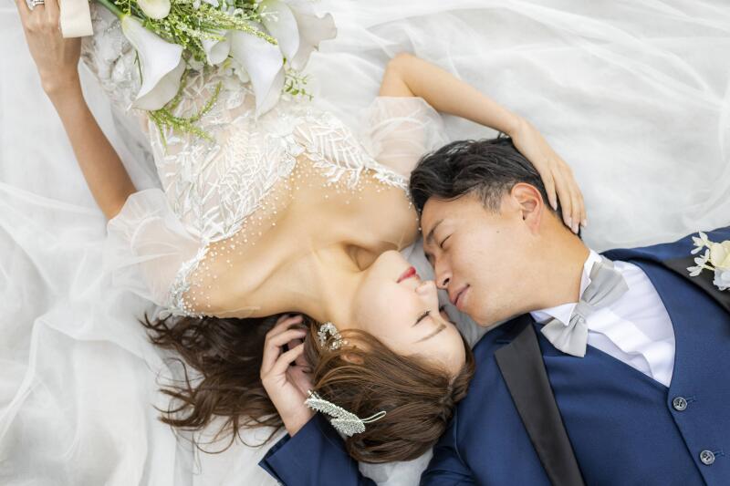 寝ころびながら☆