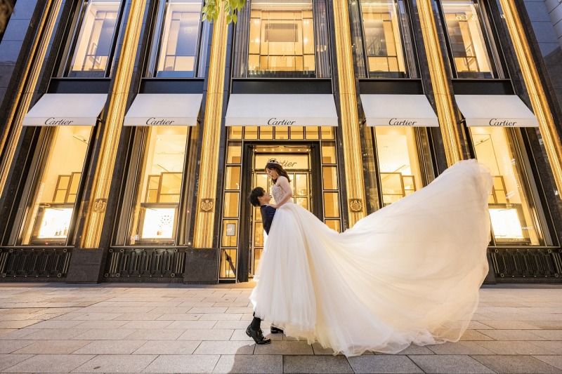 ドラマチックにドレスはひらめく♪