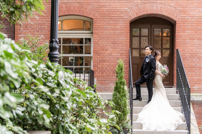 お城のような赤レンガと