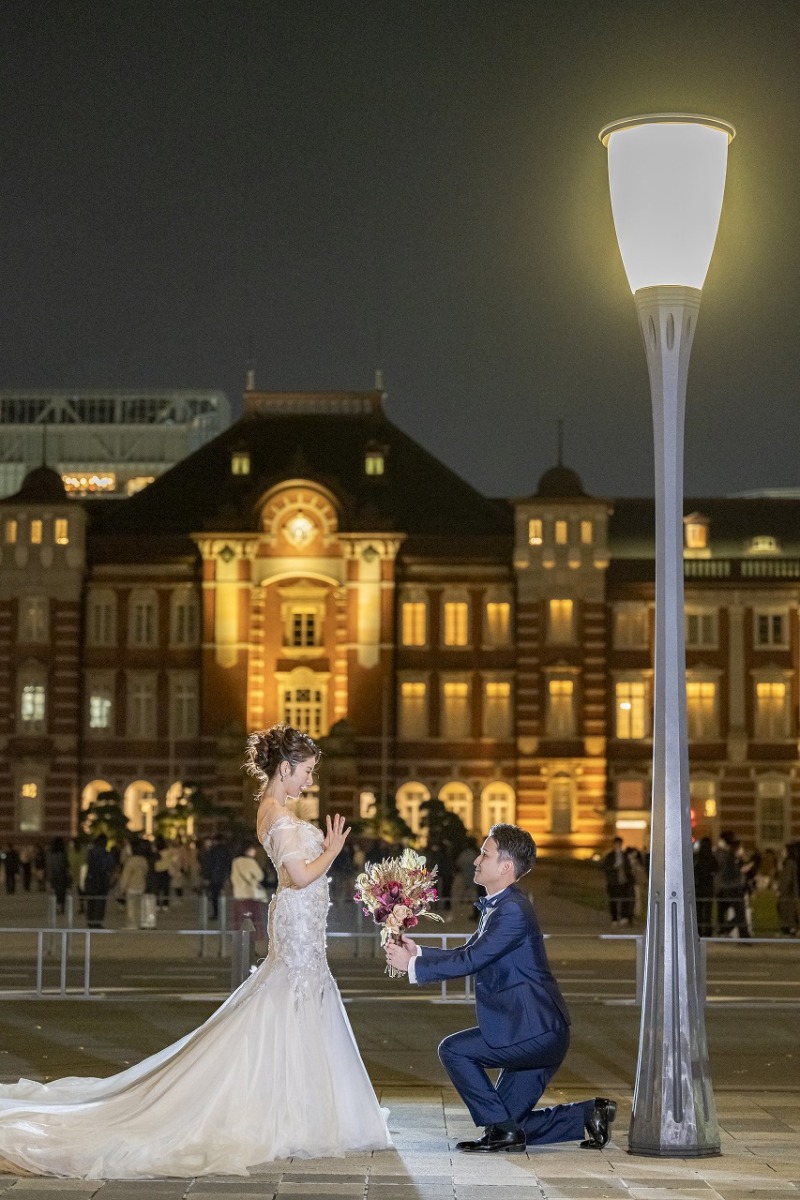 街灯に照らされて、プロポーズショット♡