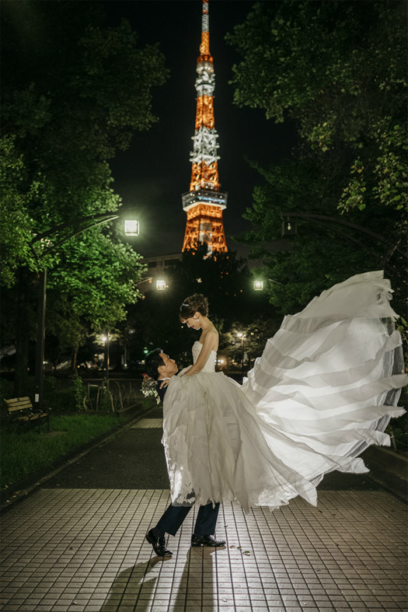 東京タワー前で抱っこショット！
