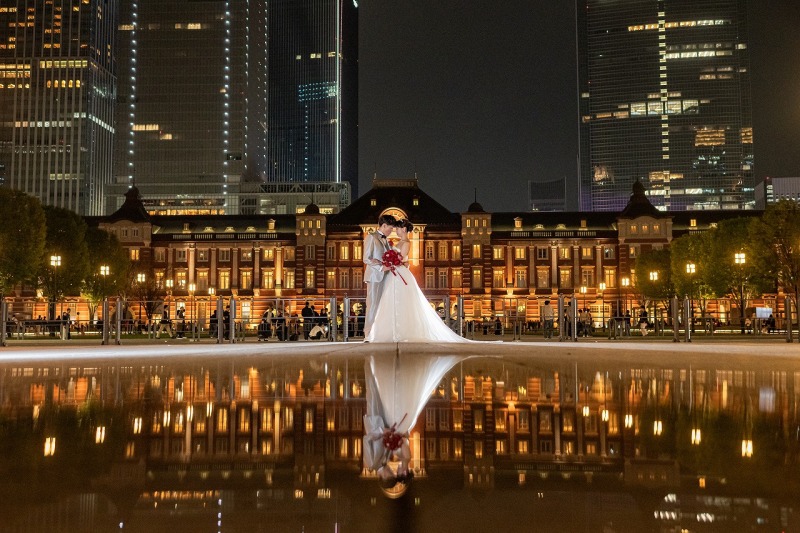 東京の夜景と映り込みが彩るリフレクションショット