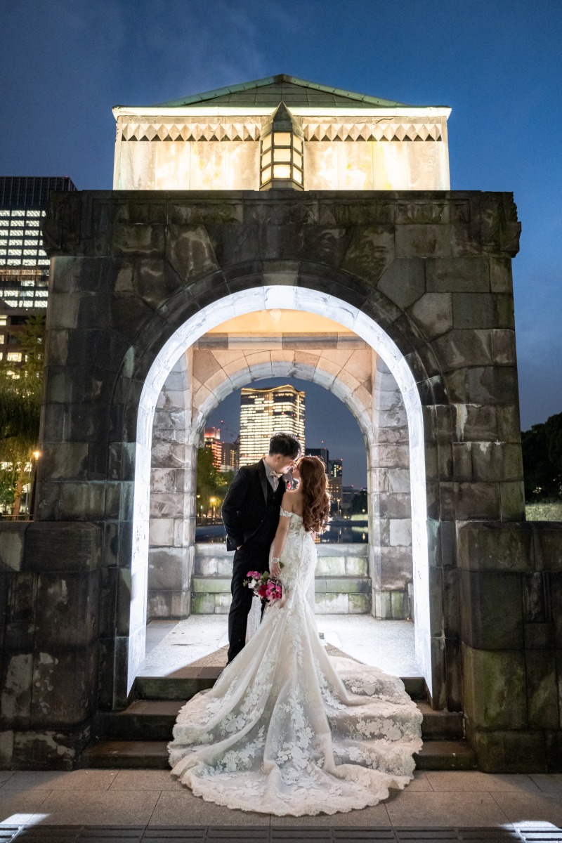 和田倉門で大人の美を魅せるバックショット♡