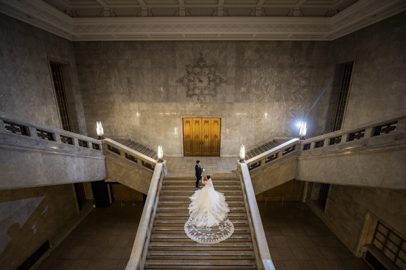 大階段の王道エスコートショット