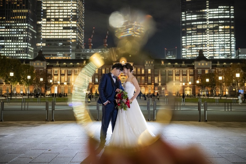 指輪の大きいフレームの中におふたり…♡