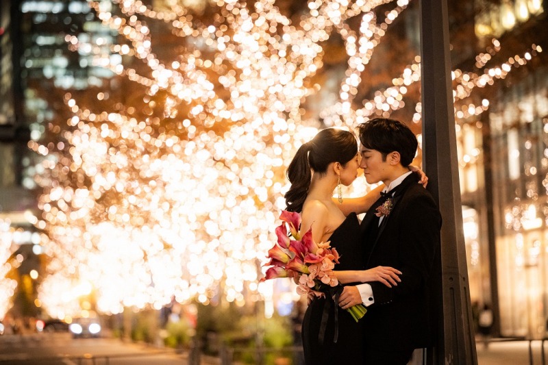 ブラックドレス&times;丸の内イルミネーション