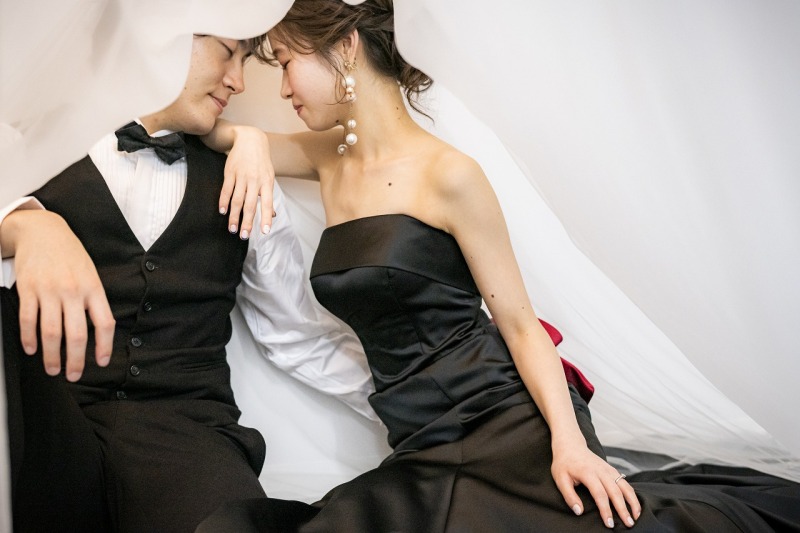 ベールに包みこまれて