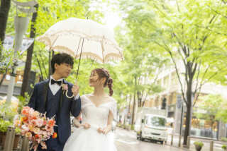 雨が降っても爽やかなデイフォトに！東京駅、丸の内仲通りで前撮り撮影♪