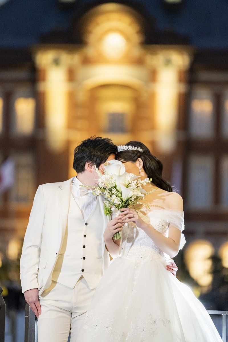 ブーケで隠して