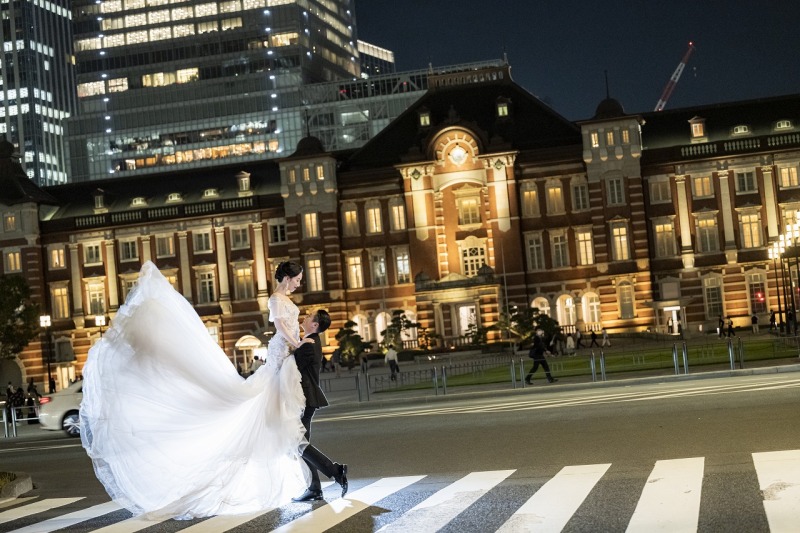 東京駅舎の前で抱っこショット☆