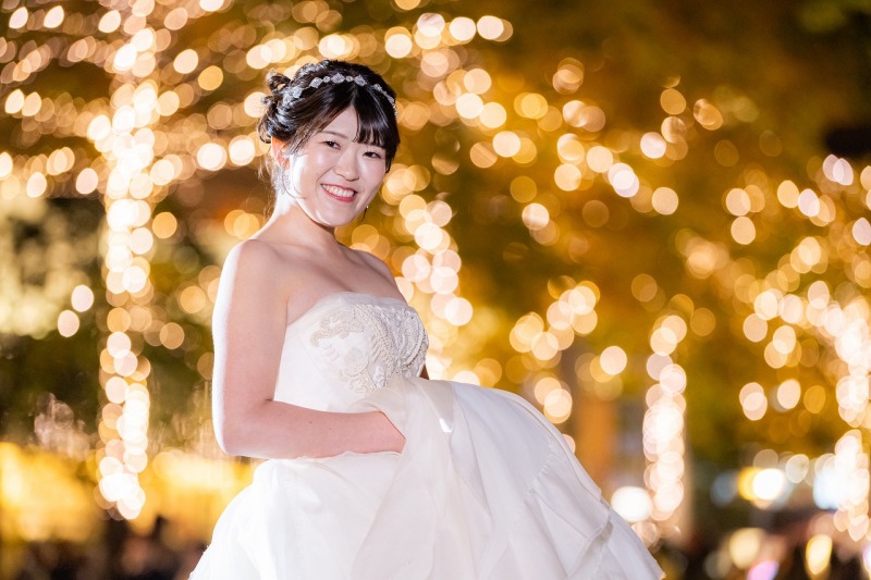 柔らかな光に包まれるご新婦様