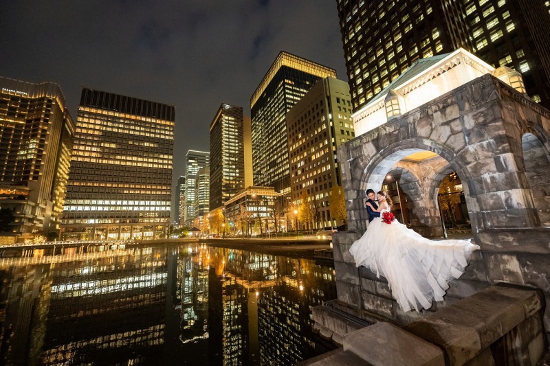 キラキラ輝くビルと一緒に・・・