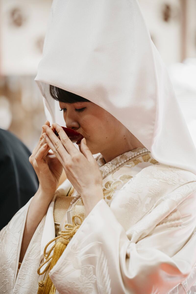 契りを交わす三々九度