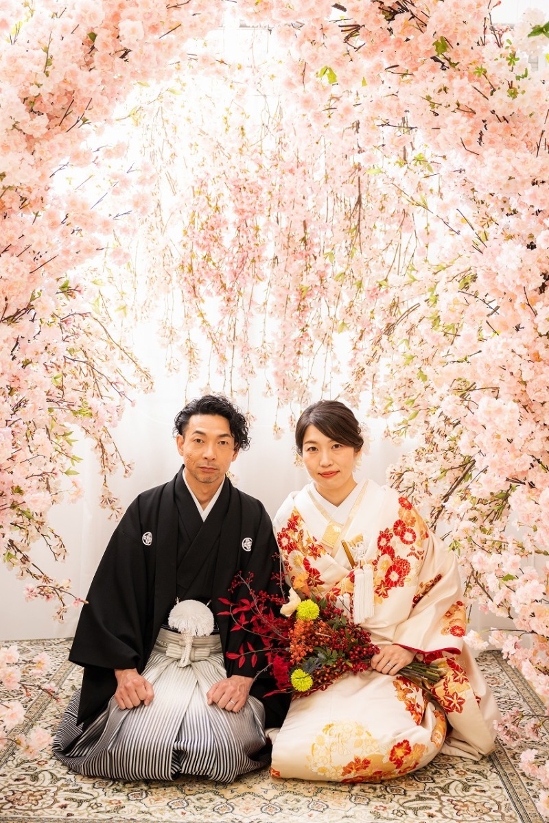 スタジオならではの1年中撮影ができる桜の背景で♡