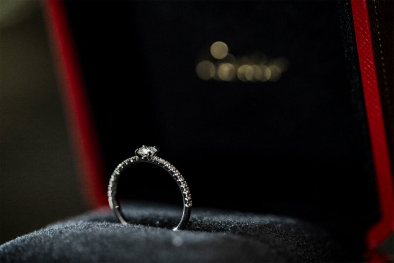 リングの輝きをお小物ショットに♪
