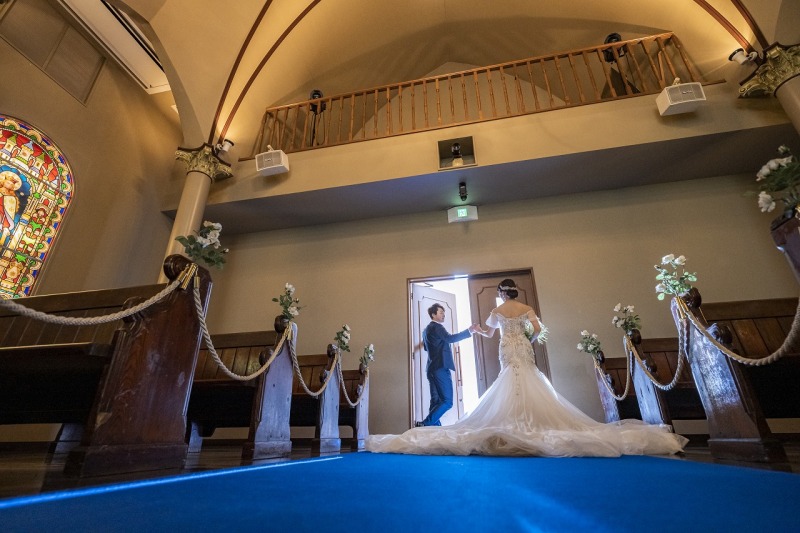 バージンロード抜けて夜の東京へ