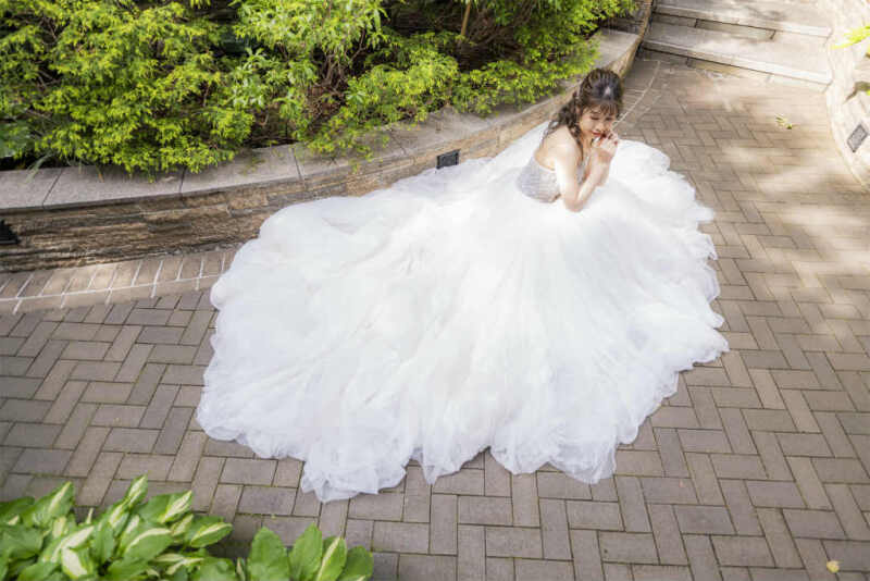 お座りショットは階段以外も♡