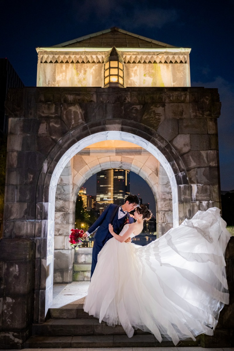 トレーンを翻して