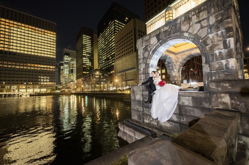 和田倉門から夜景を臨んで♪