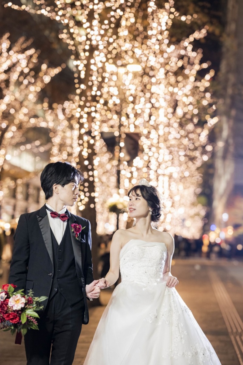 イルミネーションの街並みで…♡