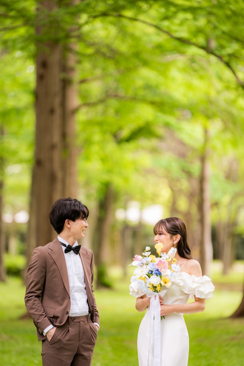 新緑に包まれて笑顔があふれるおふたりの時間♡