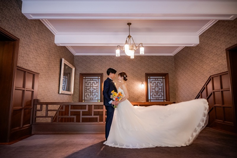 洋館の荘厳さを感じるフォト