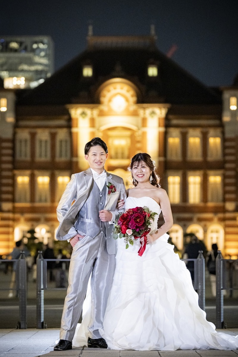 カメラに向かって