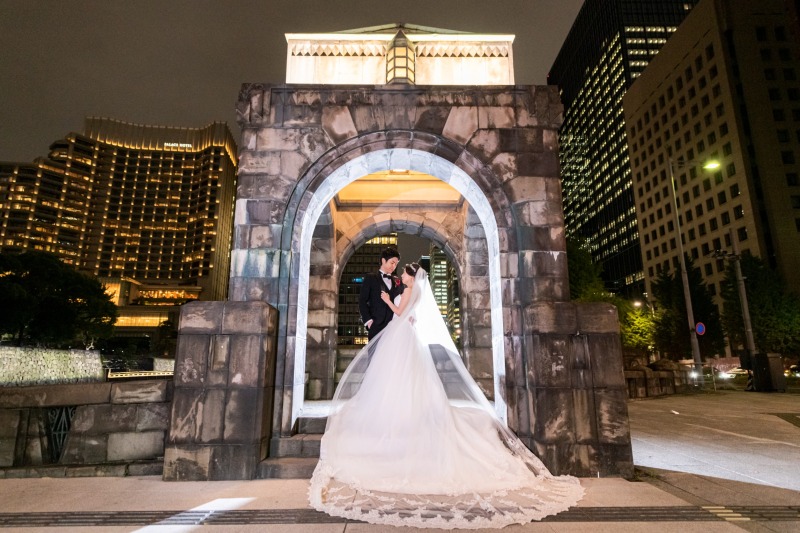 和田倉門でロマンチックなベールショット♪