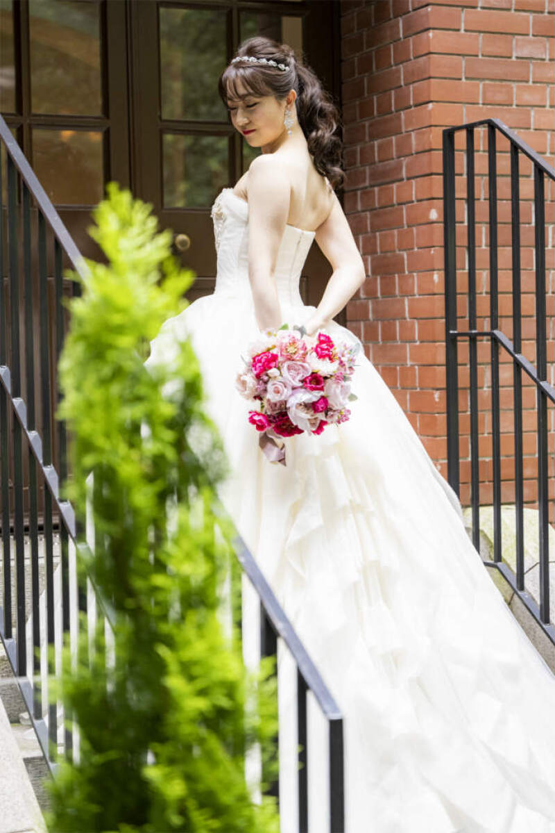 三菱一号館でバックショット♪