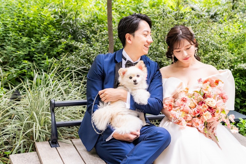 おふたりとわんちゃんでおしゃべりショット