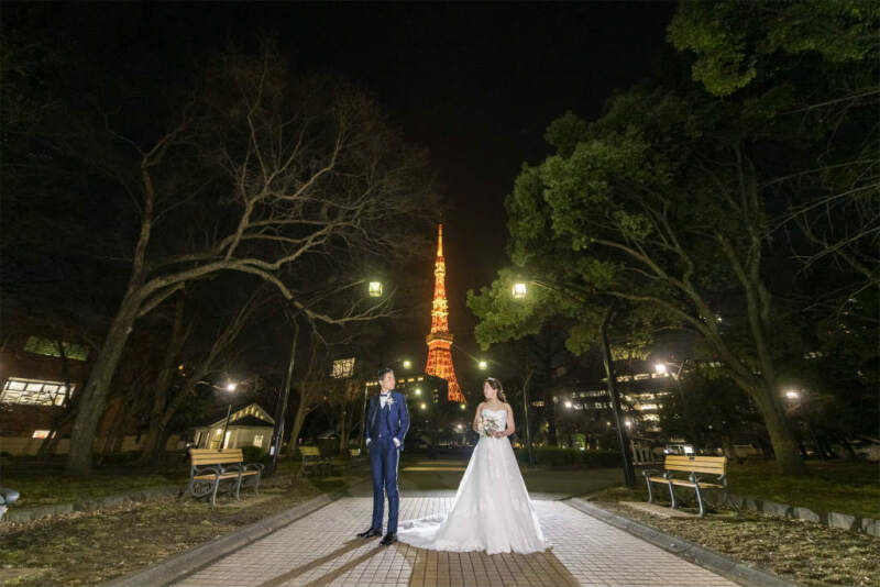 東京タワー前でスタイリッシュに佇む一枚！