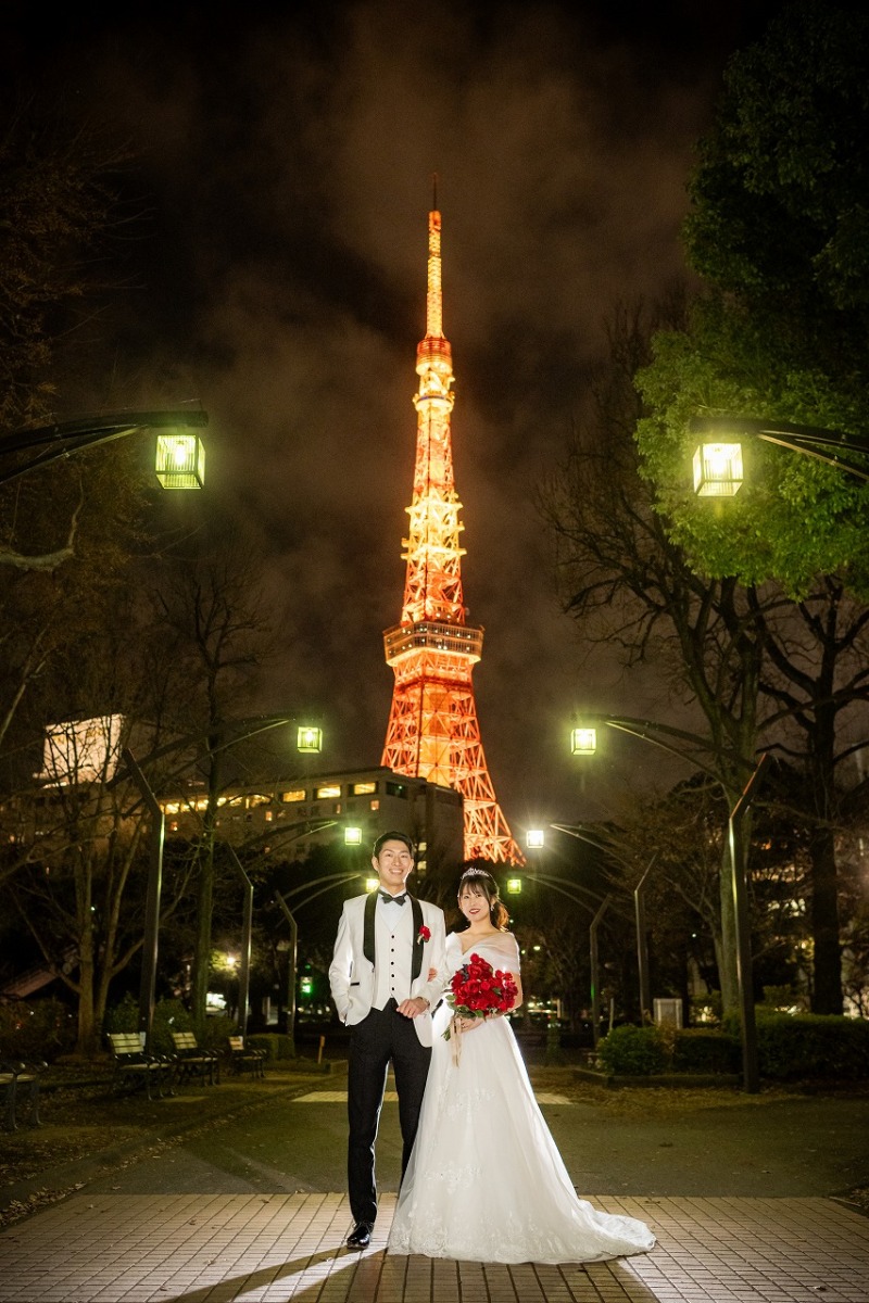 東京タワーの夜景と残す記念の一枚