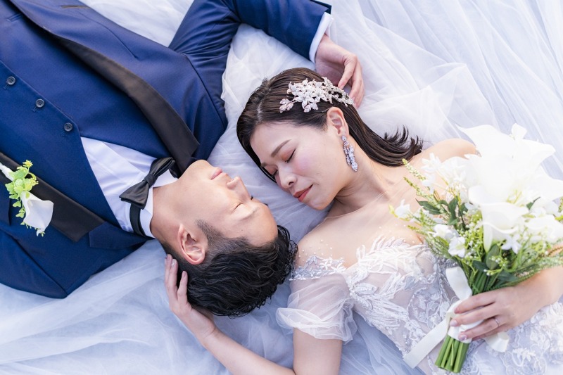 ドレスに埋もれて…