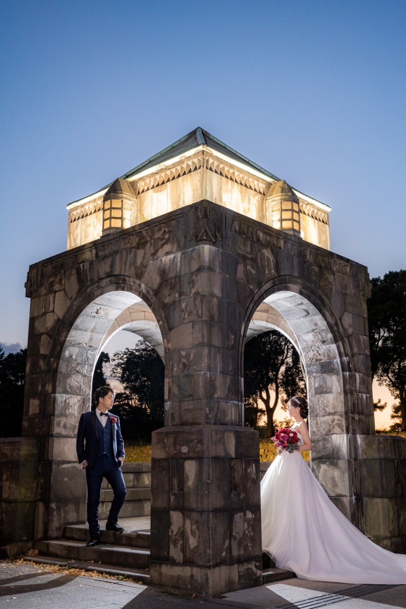 和田倉門で絵画のような向い合せショット♪