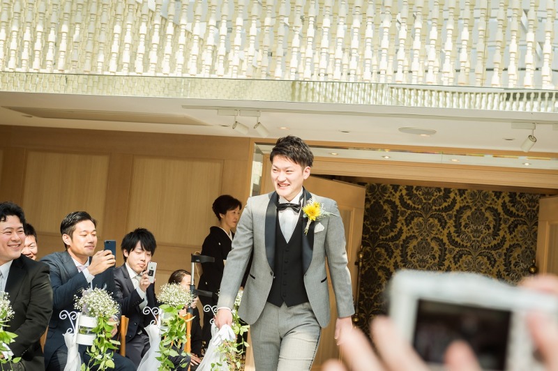 ご新郎様入場