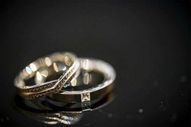 ダイヤの煌めきを写すお小物ショット！