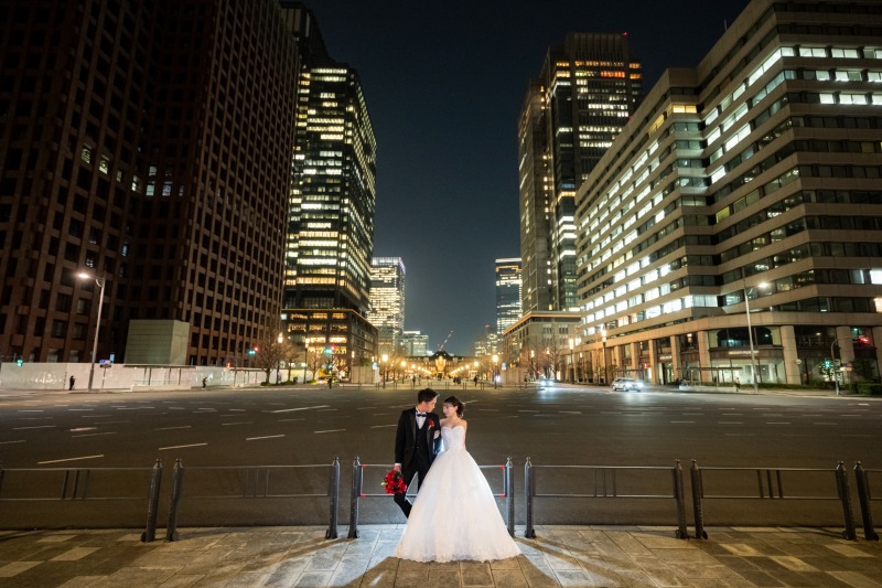 夜景の光に見守られて