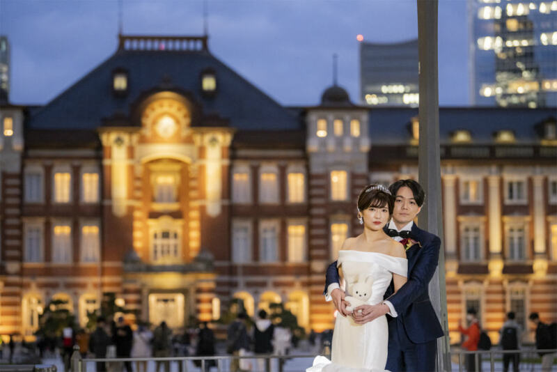 ぬいぐるみのお持ち込みも！東京駅周辺で前撮り撮影♪