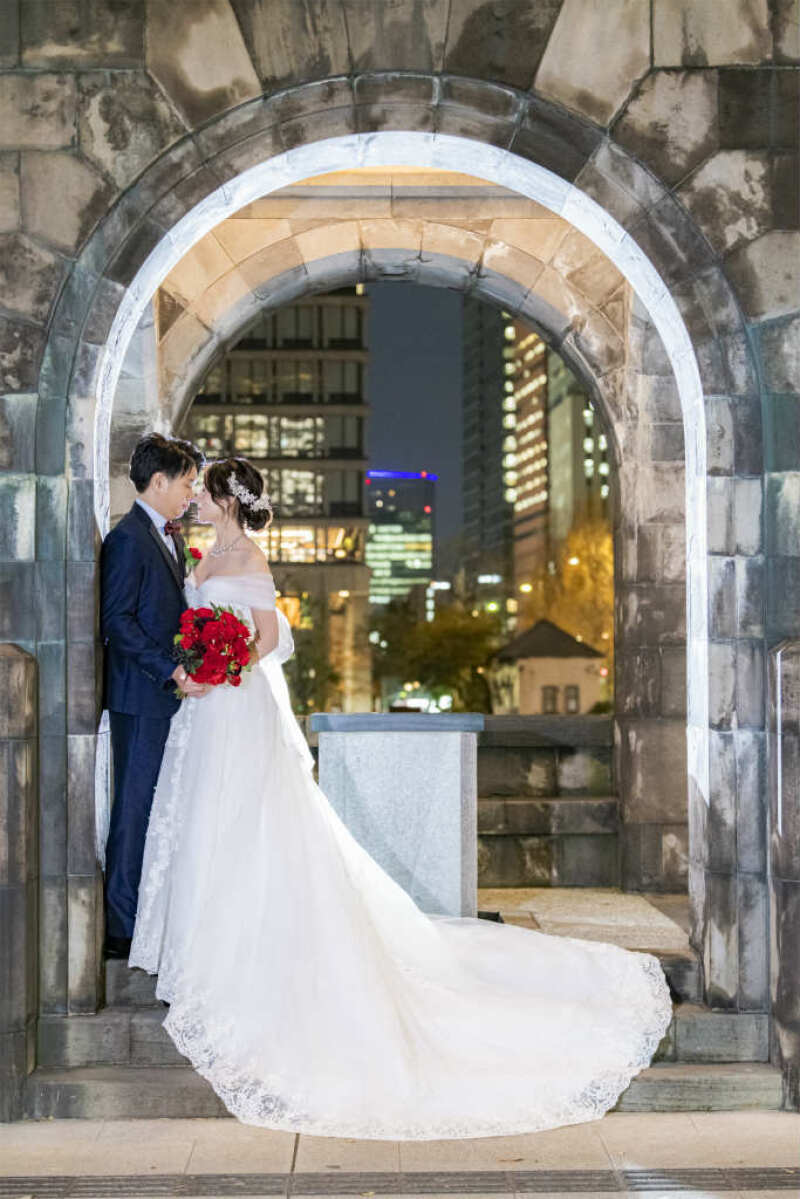 定番ポーズで寄り添って♡