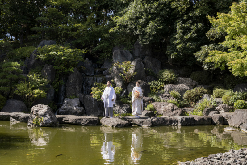 池とお撮りするわびさびの1枚