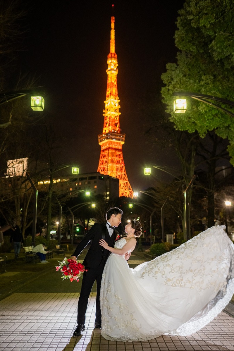 光輝く東京タワーのバックに！