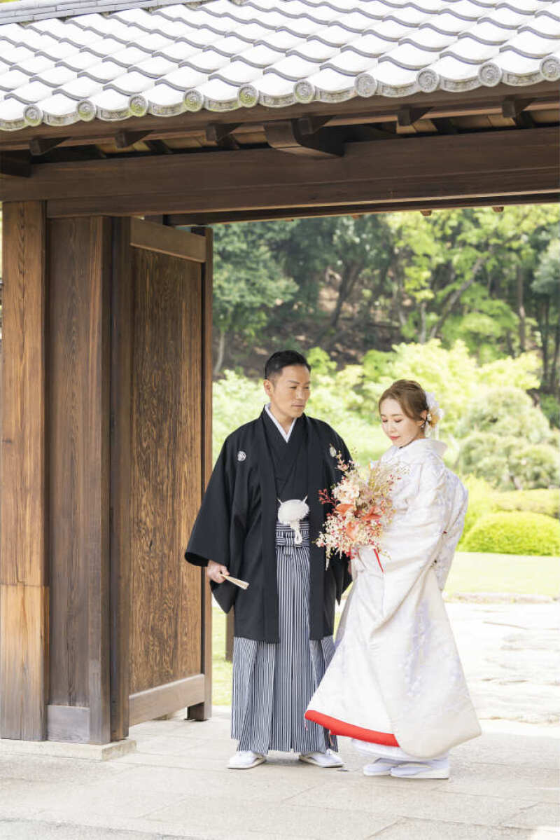 門出にふさわしい立ち姿のショット