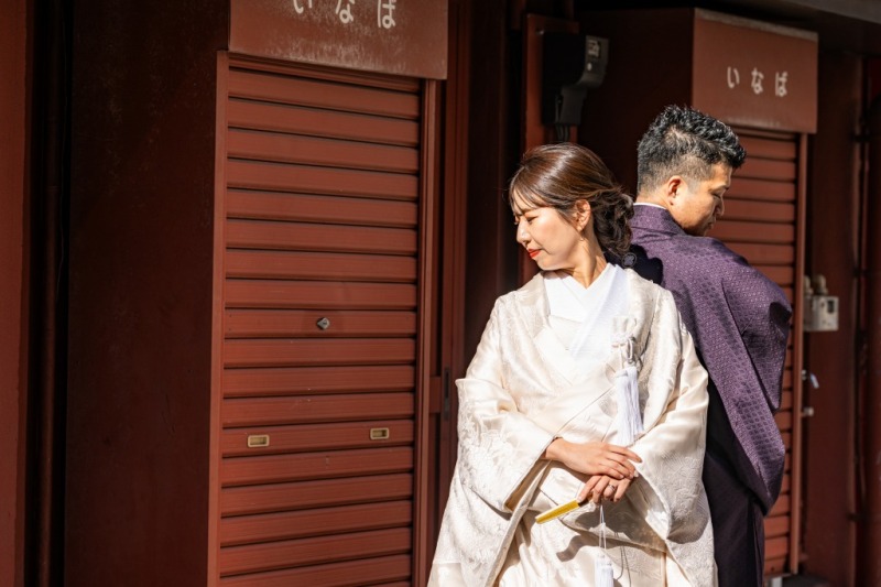 背中合わせショット