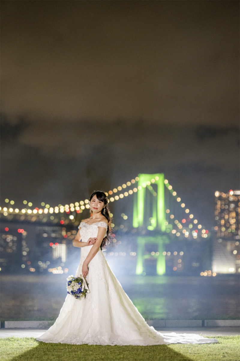 ご新婦様が輝くソロショット