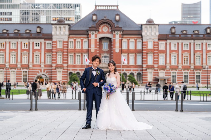 東京駅前でセンターショット!